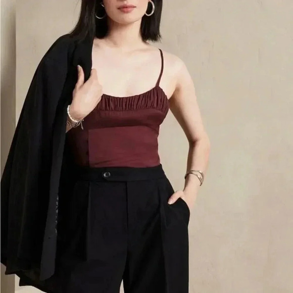 Banana republic factory SHIRRED CAMISOLE - Picture 1 of 5